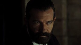 'Altamira': Antonio Banderas protagoniza un nuevo clip en exclusiva