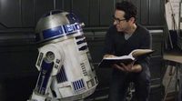 J.J. Abrams explica por qué 'Star Wars: El despertar de la fuerza' se parece tanto a 'Star Wars: Una nueva esperanza'