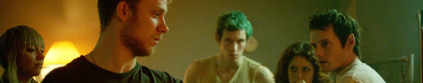 'Green Room': Bienvenidos a la ratonera punk de Patrick Stewart