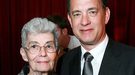 Tom Hanks realiza un emocionante tributo a su madre, Janet Marylyn Frager, que ha muerto a los 84 años