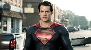 'La Liga de la Justicia': Henry Cavill aparece con el rizo de Superman en las imágenes del rodaje