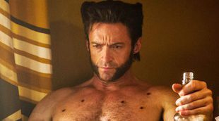 Hugh Jackman se despide de Lobezno afeitándose las patillas en Twitter