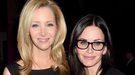 Lisa Kudrow y Courteney Cox compiten en televisión respondiendo preguntas de 'Friends'