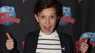 Millie Bobby Brown ('Stranger Things') imita a Negan de 'The Walking Dead'