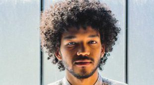 'Jurassic World 2': Justice Smith ('The Get Down') se une al reparto de la secuela