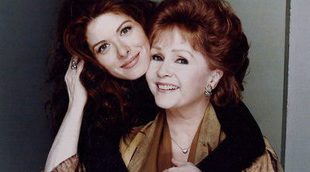 Debra Messing y el resto del reparto de 'Will & Grace' se despiden de Debbie Reynolds