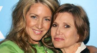 Joely Fisher rinde homenaje a su hermana Carrie Fisher: "Perdisteis a la Princesa Leia, yo a mi heroína"