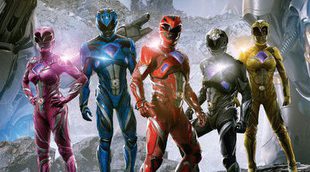 'Power Rangers': Póster español con los Rangers y los Zords preparados para la batalla