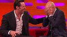 Hugh Jackman alucina mientras Patrick Stewart cuenta una divertida anécdota sobre su circuncisión