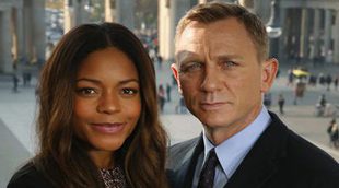 Naomie Harris cree que Daniel Craig volverá a ser James Bond