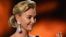 Oscar 2017: La cutre censura del vestido de Charlize Theron en la televisión iraní