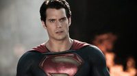 Zack Snyder publica una fotografía de Henry Cavill con el traje del Superman de Christopher Reeve