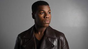 John Boyega revela las cosas raras que se ha comprado con su dinero de 'Star Wars'