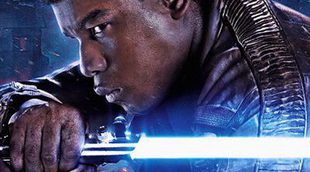 'Star Wars: Los últimos Jedi': John Boyega ya es el "dueño orgulloso" de la nueva arma de Finn