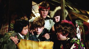 'Los Goonies': Josh Brolin asiste a una fiesta vestido como el mítico Brand