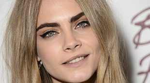 El manejo de Cara Delevingne con la batería, sus tatuajes, su sinceridad y otras curiosidades