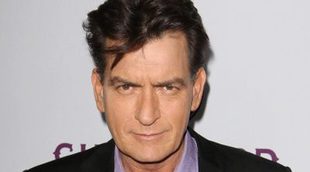 Charlie Sheen es acusado de violar al actor Corey Haim cuando solo tenía 13 años