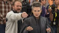 Los fans de 'Star Wars' dejan botellas de Coca Cola en Lucasfilm para rendir homenaje a Carrie Fisher