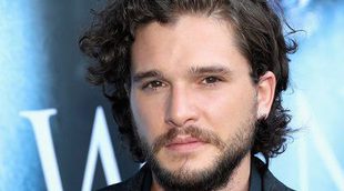 Kit Harington es expulsado de un bar en Nueva York por montar una pelea borracho