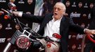 Stan Lee celebra el 10 aniversario del Universo Cinematográfico Marvel con una broma al equipo