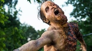 'The Walking Dead' muestra a su primer caminante desnudo