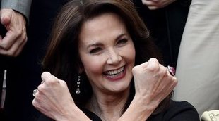 'Wonder Woman': Lynda Carter recibe estrella en el Paseo de la Fama y homenaje de Gal Gadot