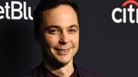 Jim Parsons sufre un accidente que obliga a cancelar pases de su obra en Broadway