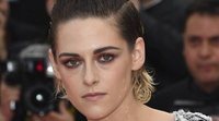 Kristen Stewart se descalza en la alfombra roja de Cannes en contra de su norma de sólo tacones