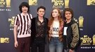 Los actores de 'Stranger Things' y 'Por trece razones' brillan en la alfombra roja de los MTV Movie & TV Awards 2018