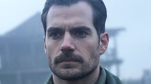 A Henry Cavill le preocupa ligar con mujeres "por si acaban llamándome violador o algo por el estilo"