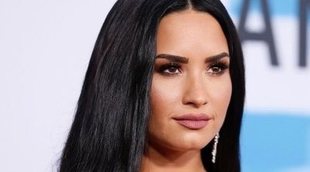 Demi Lovato se encuentra estable y con su familia tras ser hospitalizada por una sobredosis