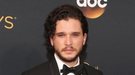 Kit Harington critica la falta de actores gays en Marvel y admite que siempre quiso interpretar a Harry Potter