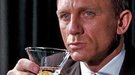 James Bond tiene un problema serio con el alcohol demostrado por la ciencia