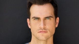 Disney estaría preparando su primera serie LGTB con Cheyenne Jackson