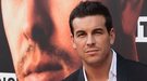 Mario Casas nos desvela los tatuajes que se está haciendo por cada proyecto en el que trabaja