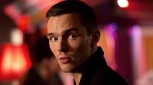 Su particular experiencia con las pelucas en 'La favorita' y 9 curiosidades más de Nicholas Hoult