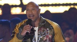 Dwayne Johnson emociona al compartir su receta para el éxito en los MTV Awards