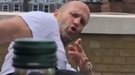 Jason Statham y Ryan Reynolds se unen al último reto viral: abrir botellas a patadas #BottleCapChallenge