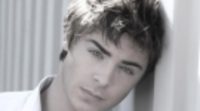 Zack Efron en 'Fire' y 'Algorithm'