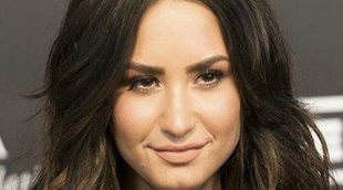 Demi Lovato publica una foto en bikini con celulitis tras pedir perdón por subir otras retocadas