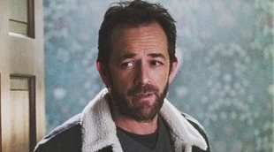 'Riverdale' homenajea a Luke Perry junto a Shannen Doherty