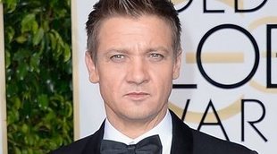 La exmujer de Jeremy Renner acusa al actor de amenazarla de muerte