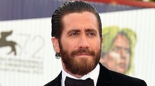 Jake Gyllenhaal se convierte en héroe por un día al rescatar a un perro en Nueva York