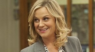 Amy Poehler y Mindy Kaling preparan series para la plataforma Peacock