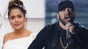 Salma Hayek explica su extraño abrazo con Eminem en los Oscar 2020