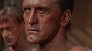 Kirk Douglas deja toda su fortuna a obras benéficas, y nada a Michael Douglas