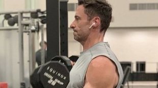 Hugh Jackman se toma con humor eso de entrenar en casa durante la cuarentena