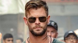 Chris Hemsworth celebra el éxito de 'Tyler Rake', que podría ser el mayor estreno de una película en Netflix