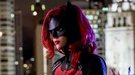 La showrunner de 'Batwoman' consideró sustituir a Ruby Rose "como en los culebrones"