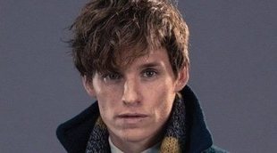 Eddie Redmayne ('Animales Fantásticos') critica los comentarios tránsfobos de J.K. Rowling